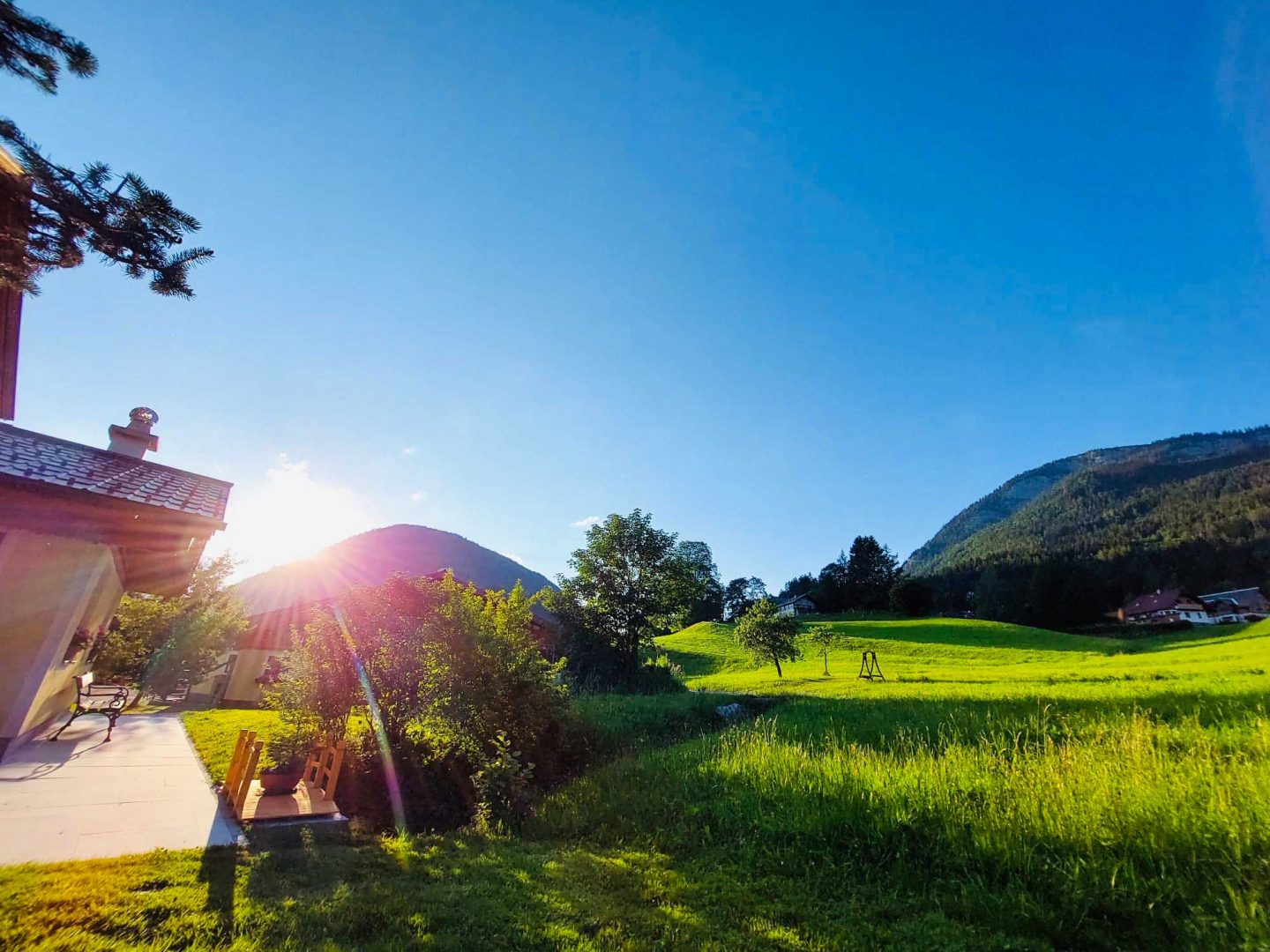 Blick vom der Aussenlounge am Wagnerhof in Kainisch in Richtung Bad Aussee